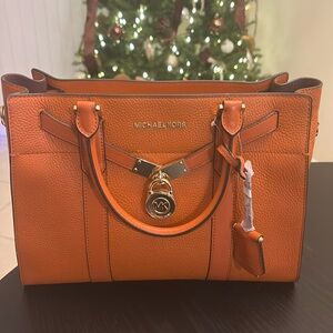 Michael Kors Nouveau Hamilton Large Burnt Orange Handbag NWT includes dust bag